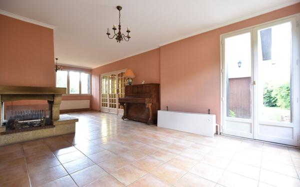 Maison à vendre    5 pièces •  Sainte-Foy-lès-Lyon