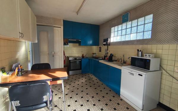 Maison à vendre    6 pièces • 108,31 m2 Albigny-sur-Saône