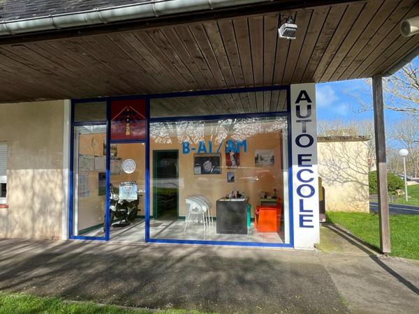 Local commercial à vendre à Équeurdreville-Hainneville dans la Manche (50120), ref : 50129-13   
BRECOURT