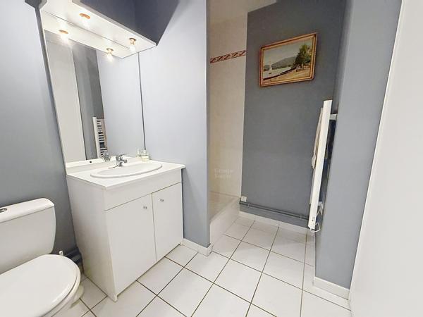 T2 à Roubaix proche Mairie et Musée La Piscine Possibilité cabinet médical