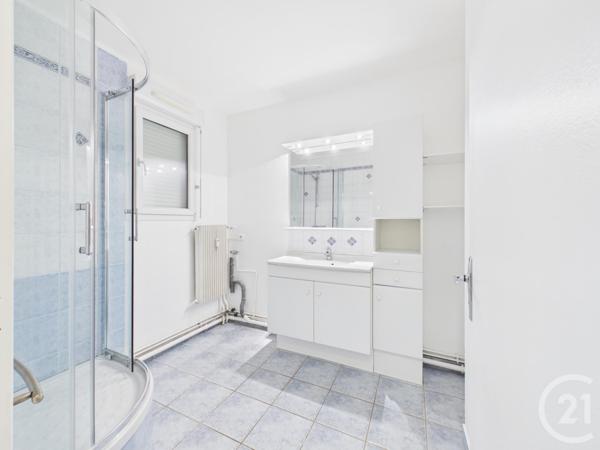 Appartement T3 à vendre  3 pièces - 69,23 m2 CHARTRES - 28