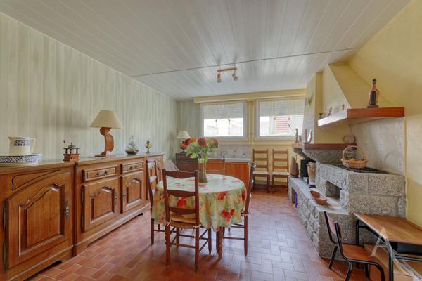 Maison Essarts En Bocage 6 pièce(s) 164 m2