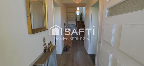 Maison de bourg de 131 m² – 6 pièces – 4 chambres – Terrain de 795 m²