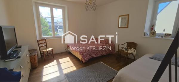 Maison de bourg de 131 m² – 6 pièces – 4 chambres – Terrain de 795 m²