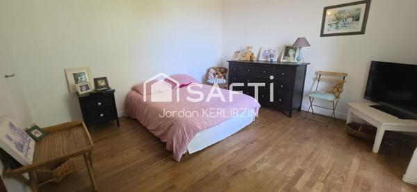 Maison de bourg de 131 m² – 6 pièces – 4 chambres – Terrain de 795 m²