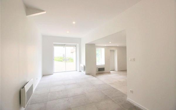 Maison à vendre    5 pièces •  Cessieu