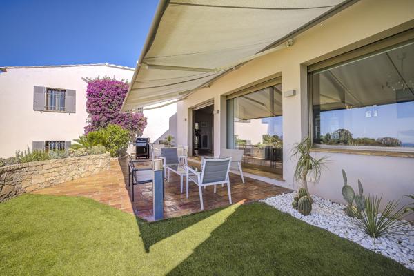 SUPER-CANNES, VILLA VUE MER PANORAMIQUE