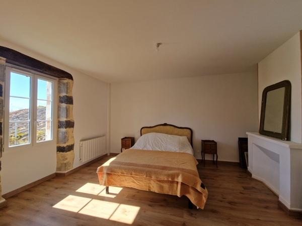 Maison à vendre |  Valence-sur-Baïse |  6 pièces | 145 m²