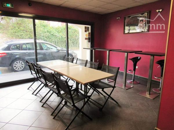 (ISERE 38490) Belle opportunité de mûrs commerciaux + fonds en plein centre d'AOSTE cause départ en retraite !