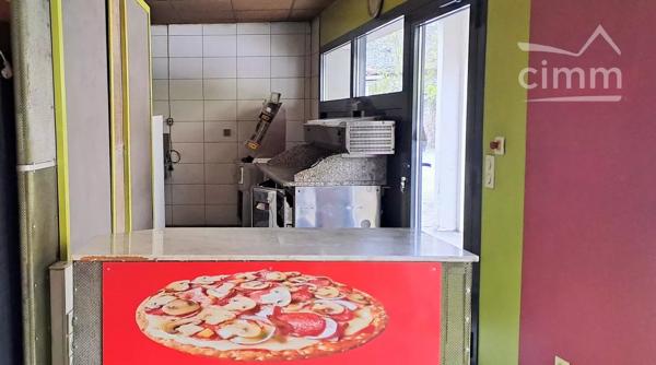 (ISERE 38490) Belle opportunité de mûrs commerciaux + fonds en plein centre d'AOSTE cause départ en retraite !