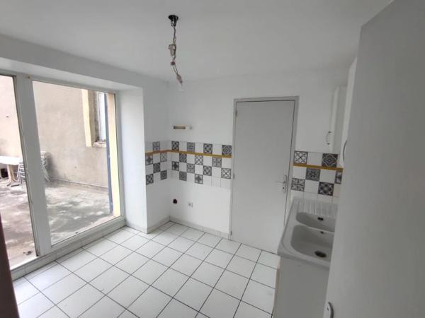 Appartement à louer aux Vans (07140)