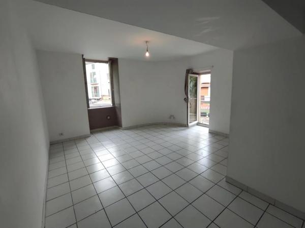 Appartement à louer aux Vans (07140)