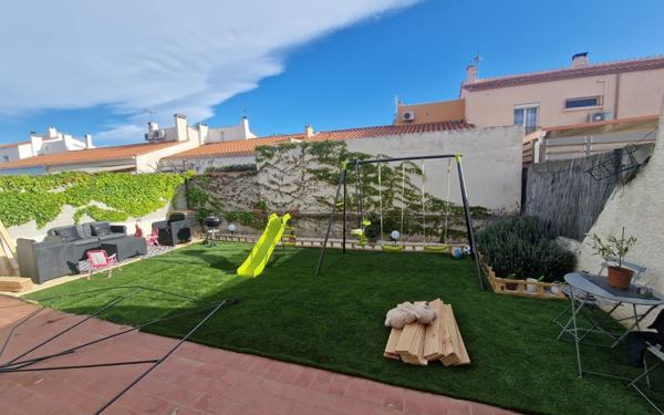 Maison à vendre    5 pièces •  Le Soler