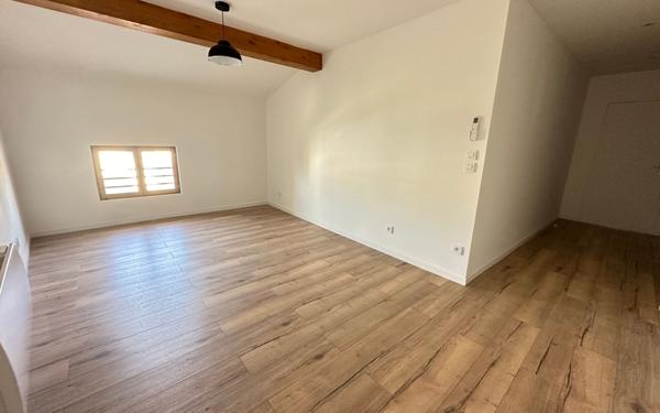 Appartement à louer    2 pièces •  Sallèles-d'Aude
