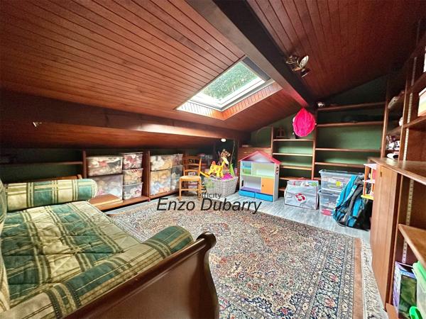 Maison 7 pièces - 185 m²