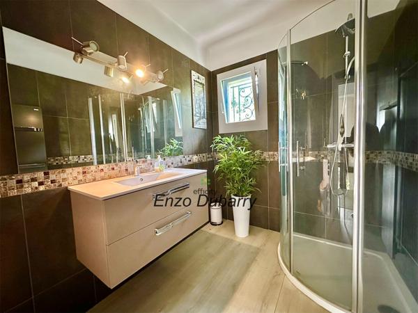 Maison 7 pièces - 185 m²