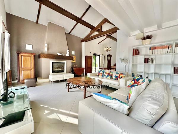 Maison 7 pièces - 185 m²