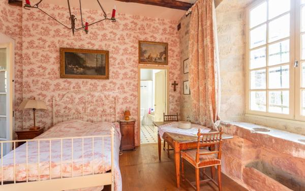 Maison à vendre    7 pièces •  Marcillac-Vallon