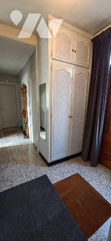 Maison à vendre centre ville de CRECY UR SERRE, à proximité écoles et commerces. Avec une surfa...