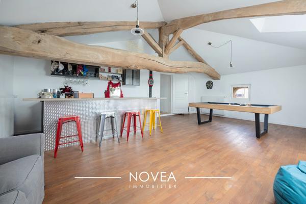 Jassans-Riottier - Exceptionnelle maison de ville de 330 m² et son paradis caché