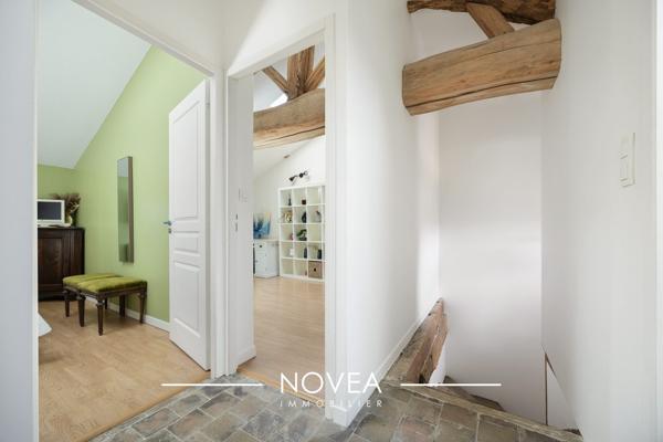 Jassans-Riottier - Exceptionnelle maison de ville de 330 m² et son paradis caché