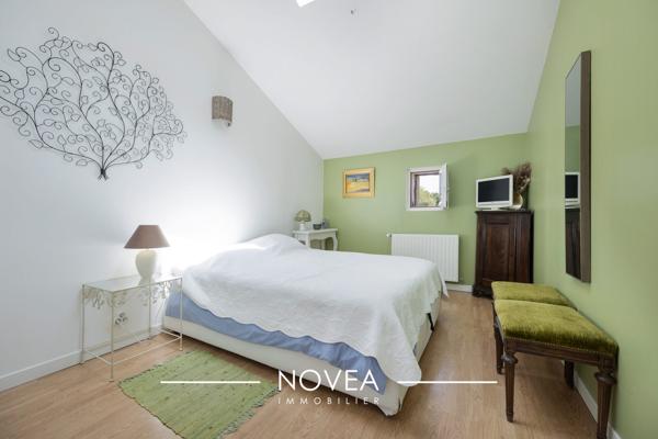 Jassans-Riottier - Exceptionnelle maison de ville de 330 m² et son paradis caché