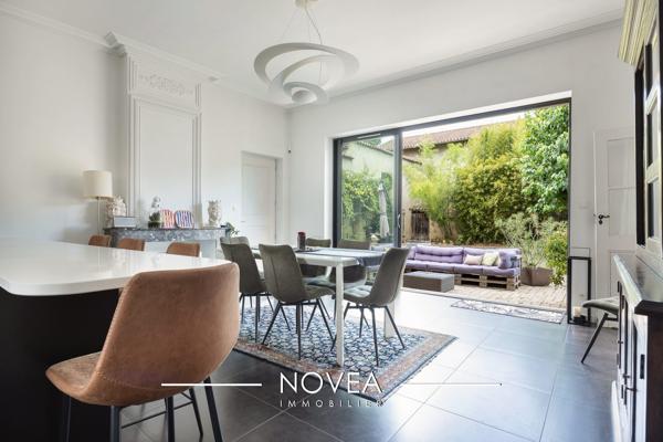 Jassans-Riottier - Exceptionnelle maison de ville de 330 m² et son paradis caché