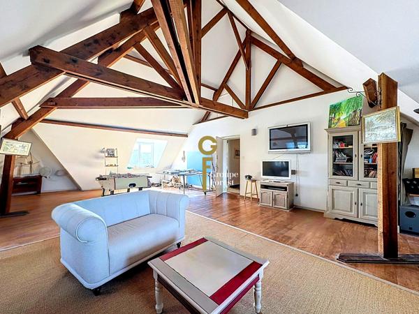 Élégante maison de maître – 330 m² habitables – Parc arboré de 1 800 m²