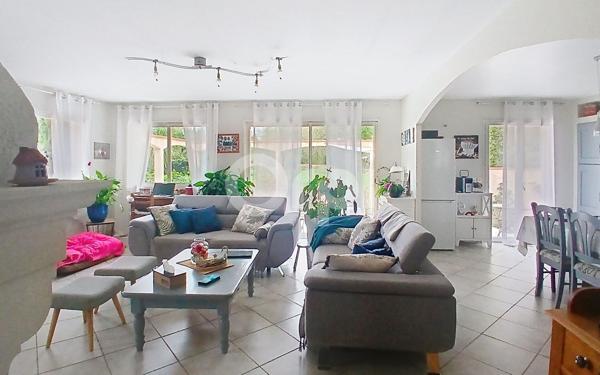 Maison à vendre    4 pièces •  Villeneuve-la-Rivière