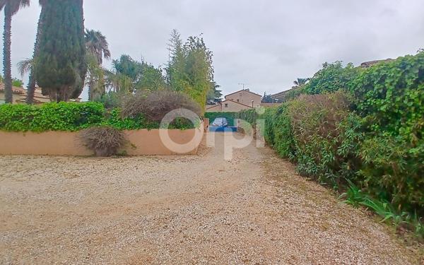 Maison à vendre    4 pièces •  Villeneuve-la-Rivière