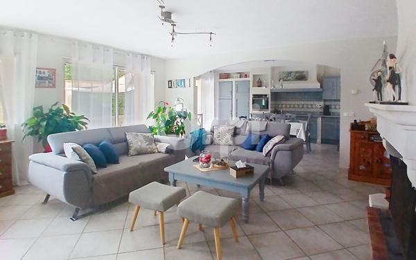 Maison à vendre    4 pièces •  Villeneuve-la-Rivière