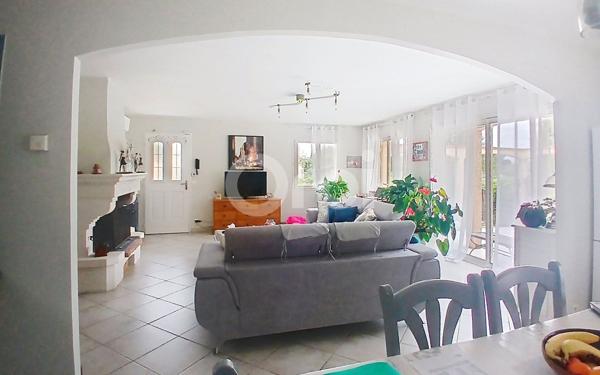 Maison à vendre    4 pièces •  Villeneuve-la-Rivière