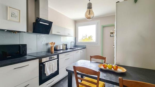 Concarneau - Appartement 3 pièces, dernier étage avec vue mer et parking