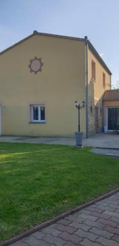 5 minutes du Centre-ville!