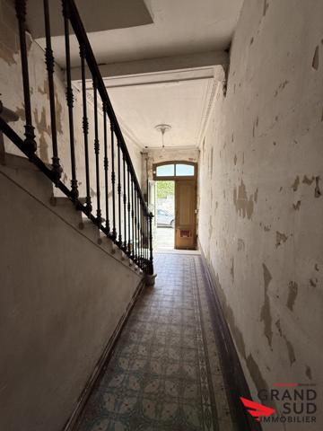 Maison Bourgeoise, garage et terrasse