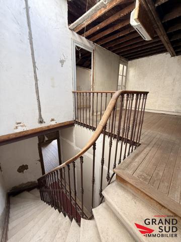 Maison Bourgeoise, garage et terrasse