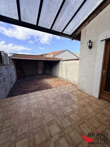 Maison Bourgeoise, garage et terrasse