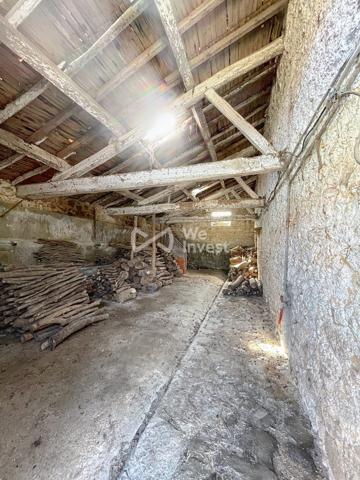 Maison avec dépendances et étang – Fort potentiel