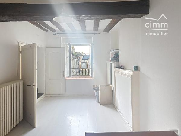 A vendre ! Maison de ville sans jardin.