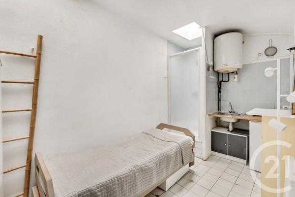 Appartement F1 à vendre  1 pièce - 10,44 m 2   LE KREMLIN BICETRE  - 94