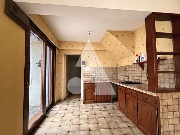 Maison 8 pièces 183.5 m2