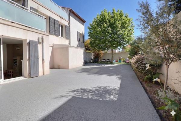 Bas de Bastide de 70.18 m2 avec jardin de 165m2