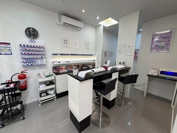 Fonds de commerce 86 m2