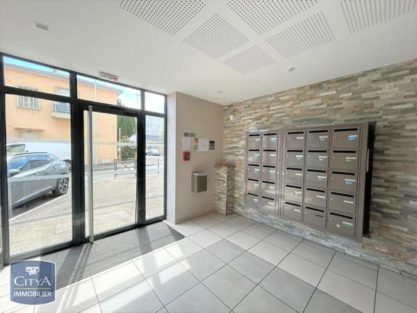 Appartement à vendre 2 pièces 49.12m² Mâcon (71000)