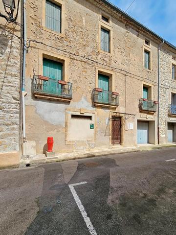 maison de village avec caves et garage à rénover