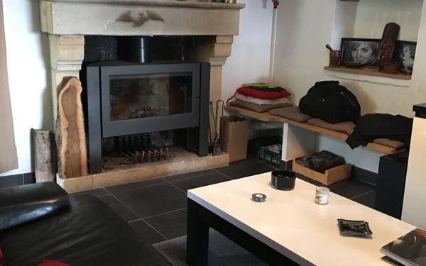 Appartement à louer    5 pièces •  Coaraze