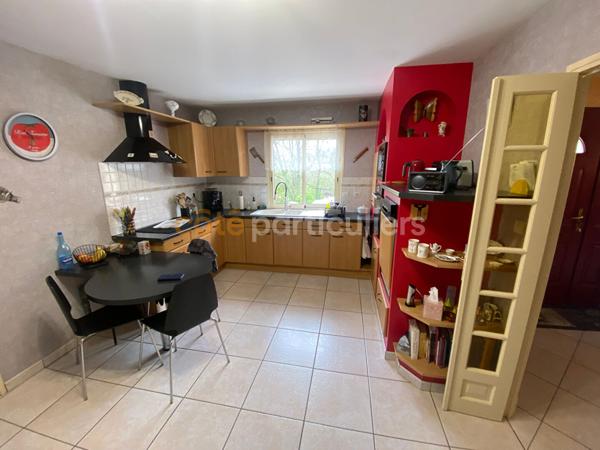 Vente
                Maison226 m² - 7 Pièces -
                    POITIERS (86000)