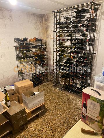 Vente
                Maison226 m² - 7 Pièces -
                    POITIERS (86000)