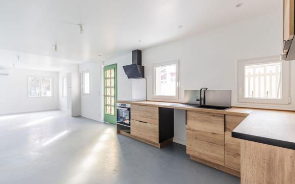 Maison à vendre    3 pièces •  Créteil