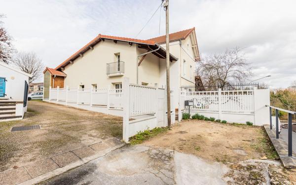 Maison à vendre    3 pièces •  Créteil
